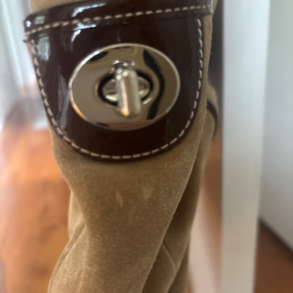 Coach suede tote - Picture 6 of 6